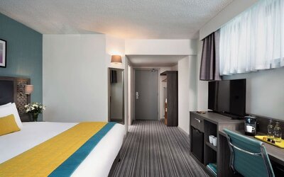 Day use room with work desk at Leonardo Hotel Brighton.