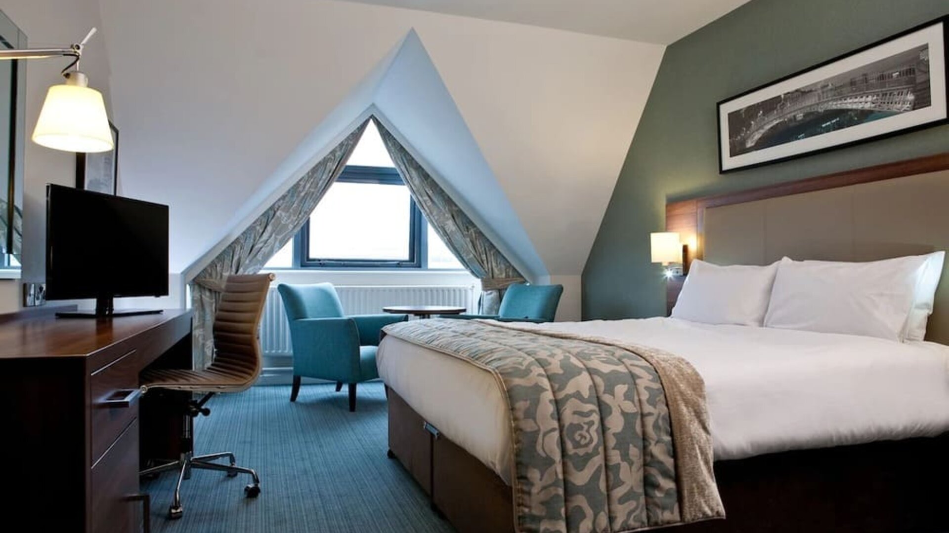 Day use room with work desk at Leonardo Hotel Dublin Christchurch.