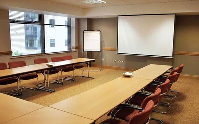 Professional meeting room at Leonardo Hotel Cork.
