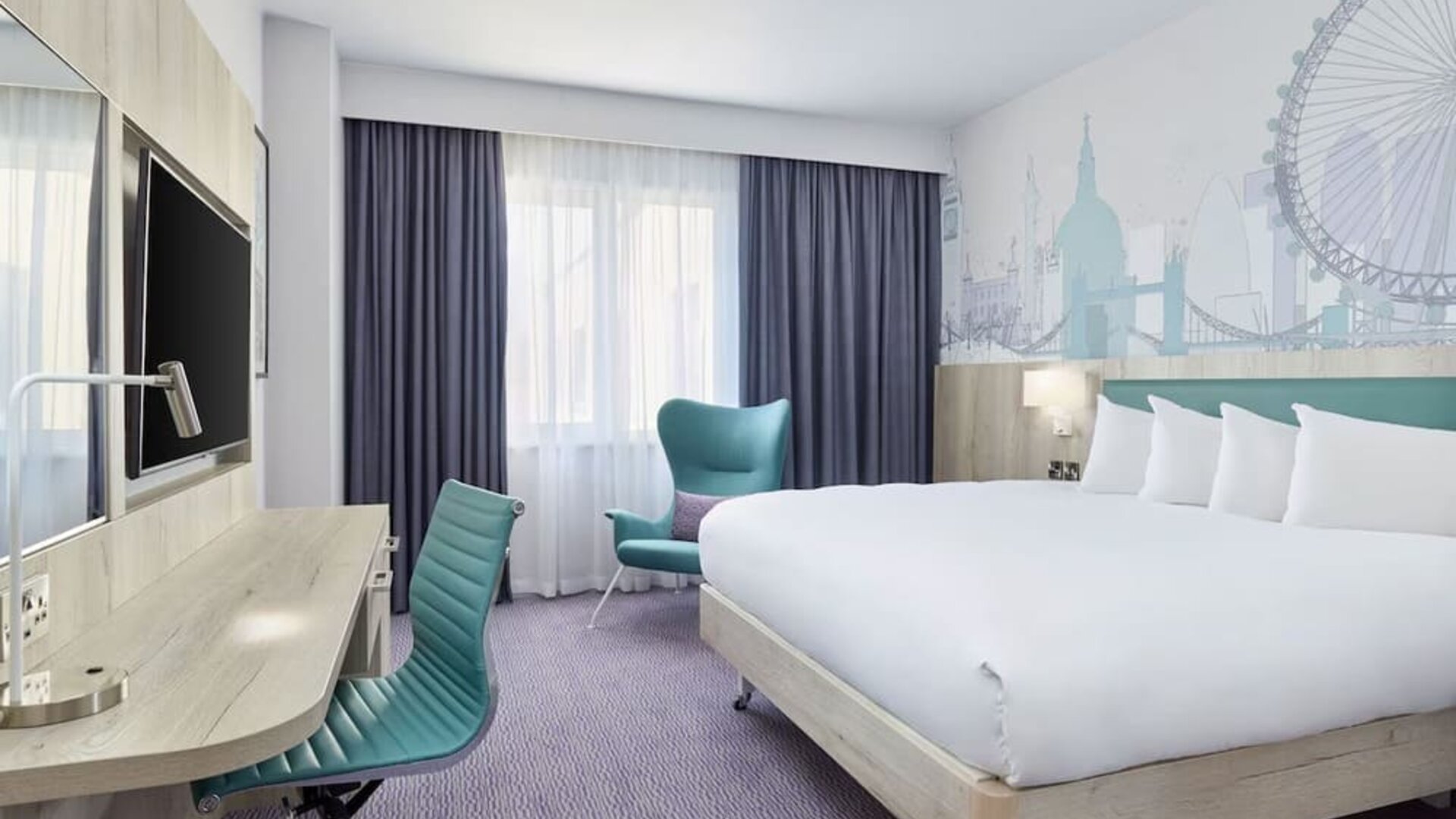 Day use room with work desk at Leonardo Hotel London Croydon.