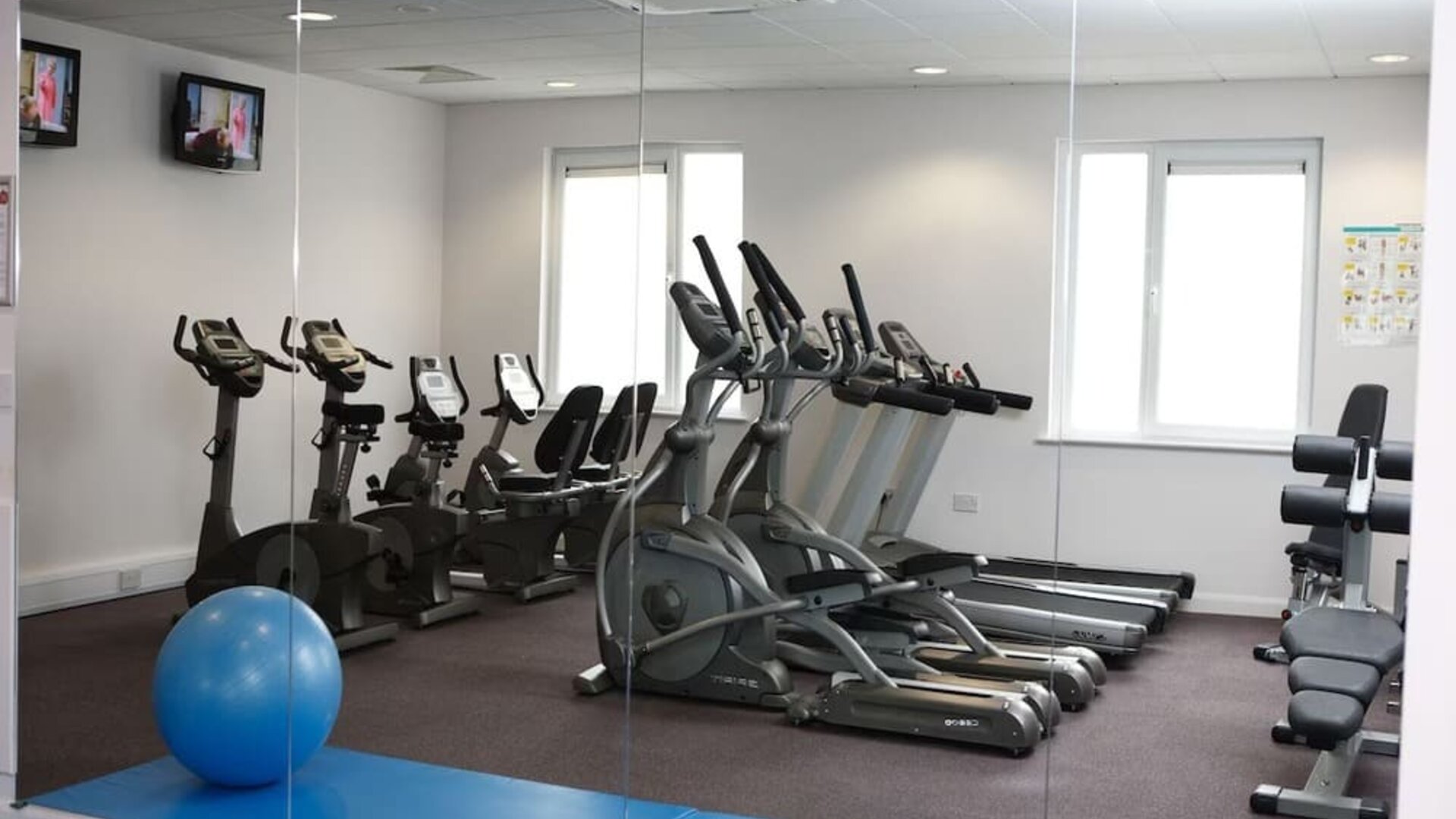 Fitness center available at Leonardo Hotel Derby. 