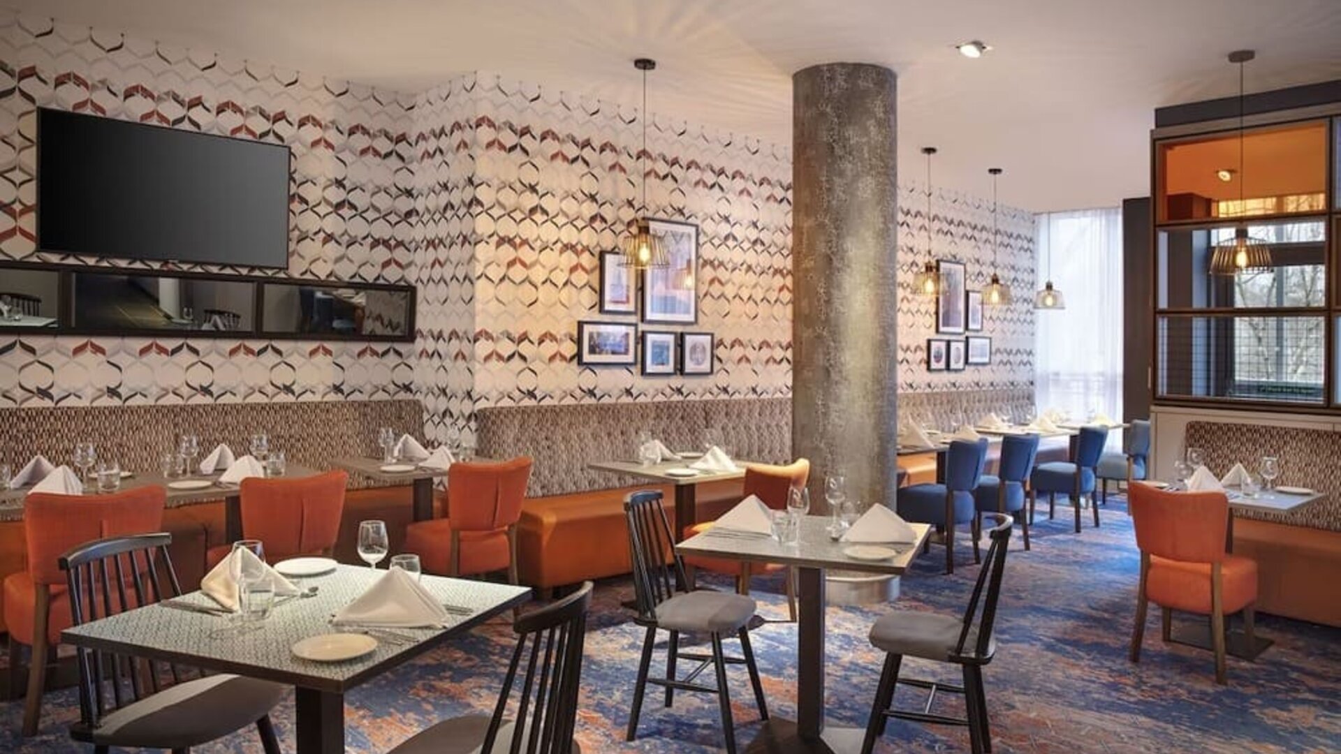 Dining area perfect for coworking at Leonardo Hotel Exeter.