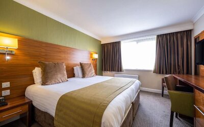 Holiday Inn Newcastle South by IHG