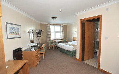 Little Haven Hotel On The Beach