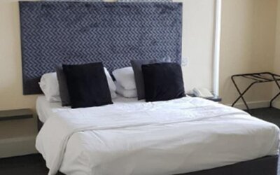 Devonshire House Hotel