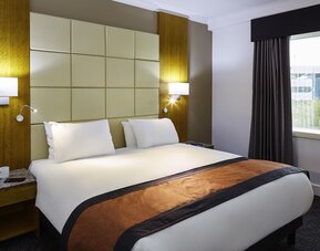 Mercure St Helens