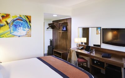 Mercure St Helens
