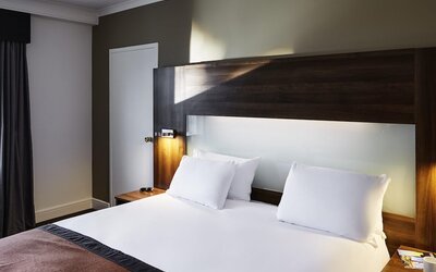 Mercure St Helens