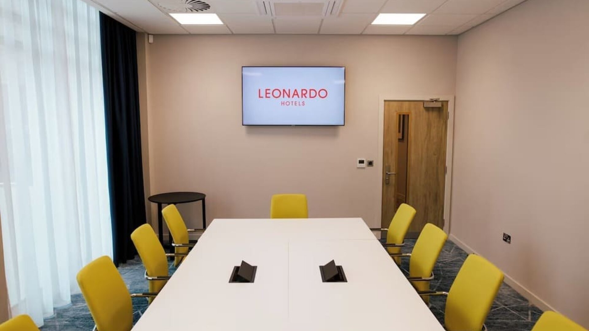 Professional meeting room at Leonardo Hotel Bristol City.
