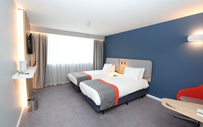 Knowsley Inn & Lounge