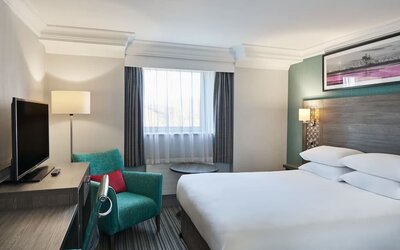 Day room with natural light at Leonardo Hotel Middlesbrough.