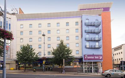 Premier Inn Sheffield City Centre Angel St