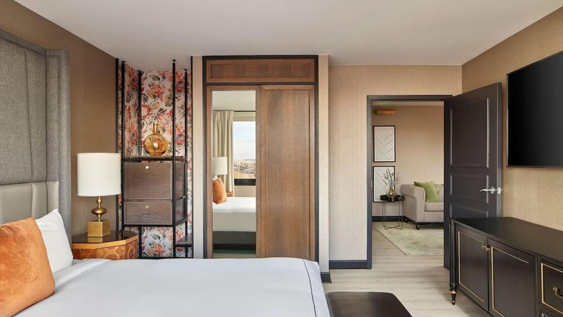 King room at Viceroy Washington DC.