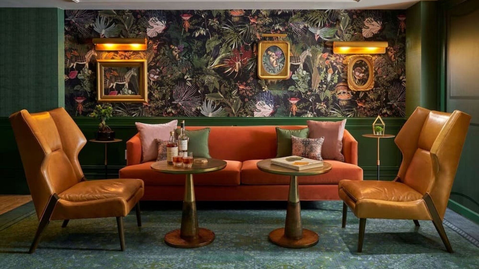 Hotel lounge at Viceroy Washington DC.