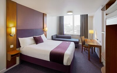 Premier Inn Rotherham East - M18/M1