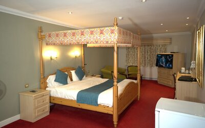 Consort Hotel & Urban Spa