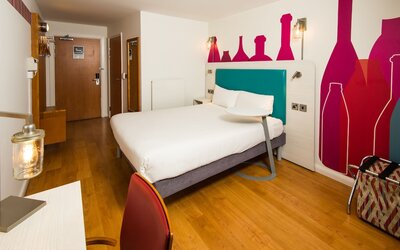 Room, 1 Double Bed (The Queen)