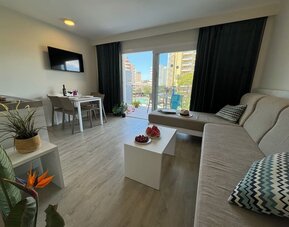 Day room with lounge at INN Mallorca Aparthotel.