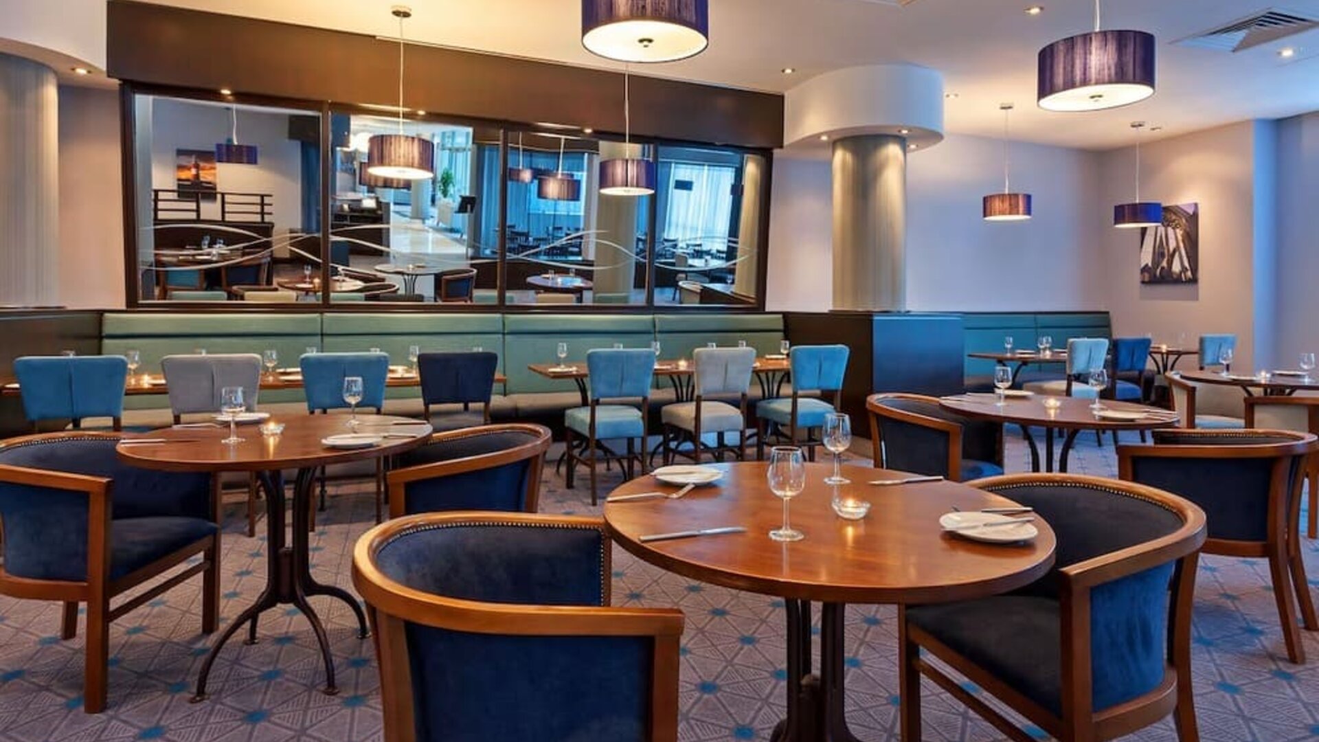 Coworking and dining at Leonardo Hotel Plymouth.