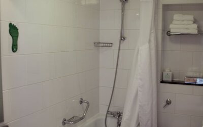 Holiday Inn Doncaster A1 M Jct 36 by IHG