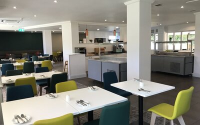 Holiday Inn Doncaster A1 M Jct 36 by IHG