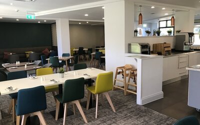 Holiday Inn Doncaster A1 M Jct 36 by IHG