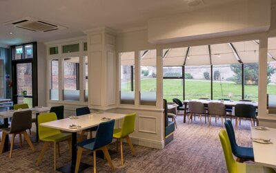 Holiday Inn Doncaster A1 M Jct 36 by IHG