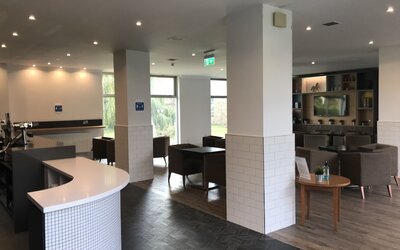 Holiday Inn Doncaster A1 M Jct 36 by IHG