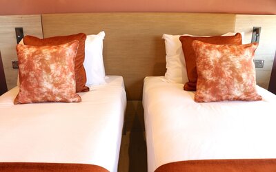 Hex Wildlife Hotel