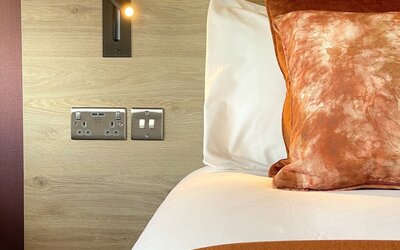 Hex Wildlife Hotel