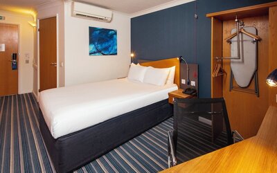 Holiday Inn Express Bristol - Filton by IHG
