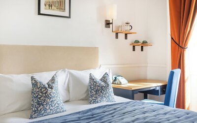 Rodney Hotel
