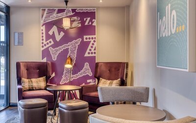 Premier Inn Bristol Parkway - M32