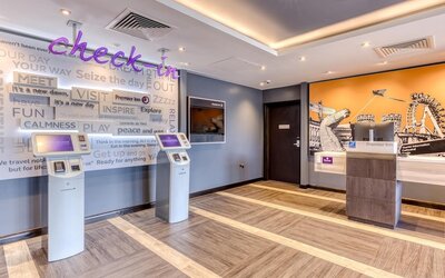 Premier Inn Bristol Parkway - M32