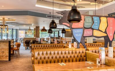 Premier Inn Bristol Parkway - M32