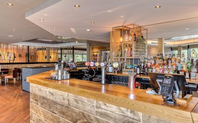 Premier Inn Bristol Parkway - M32