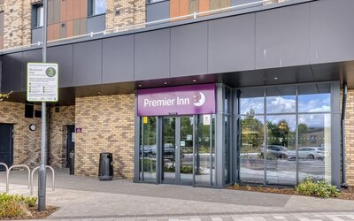 Premier Inn Bristol Parkway - M32