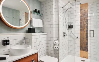 Private guest bathroom at NYX Dublin Christchurch.