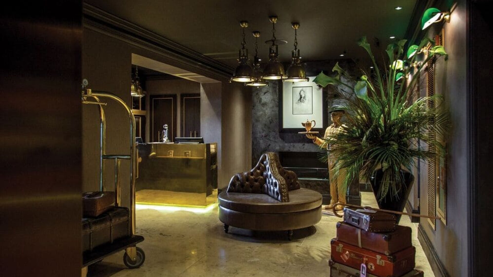 Reception area at Hotel Gotham. 