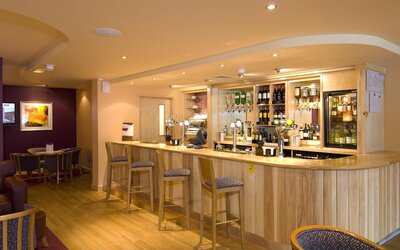 Premier Inn Leicester City Centre - Train Station