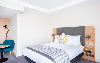 Holiday Inn Leicester by IHG