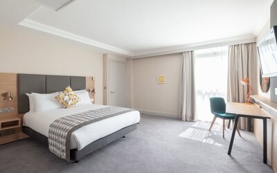 Holiday Inn Leicester by IHG