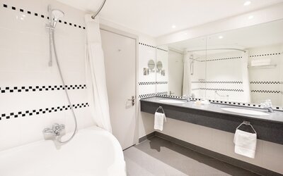 Holiday Inn Leicester by IHG