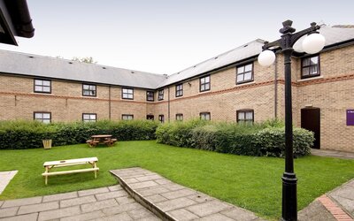 Premier Inn Leicester North West