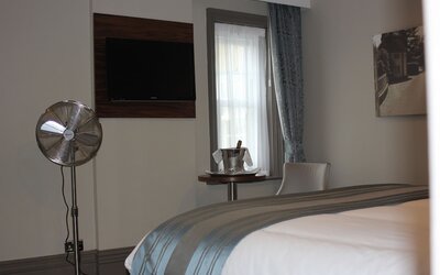 Best Western Chilworth Manor Hotel