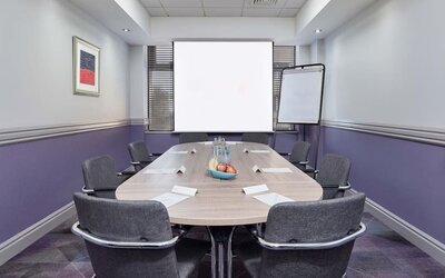 Meeting room at Leonardo Hotel Southampton.