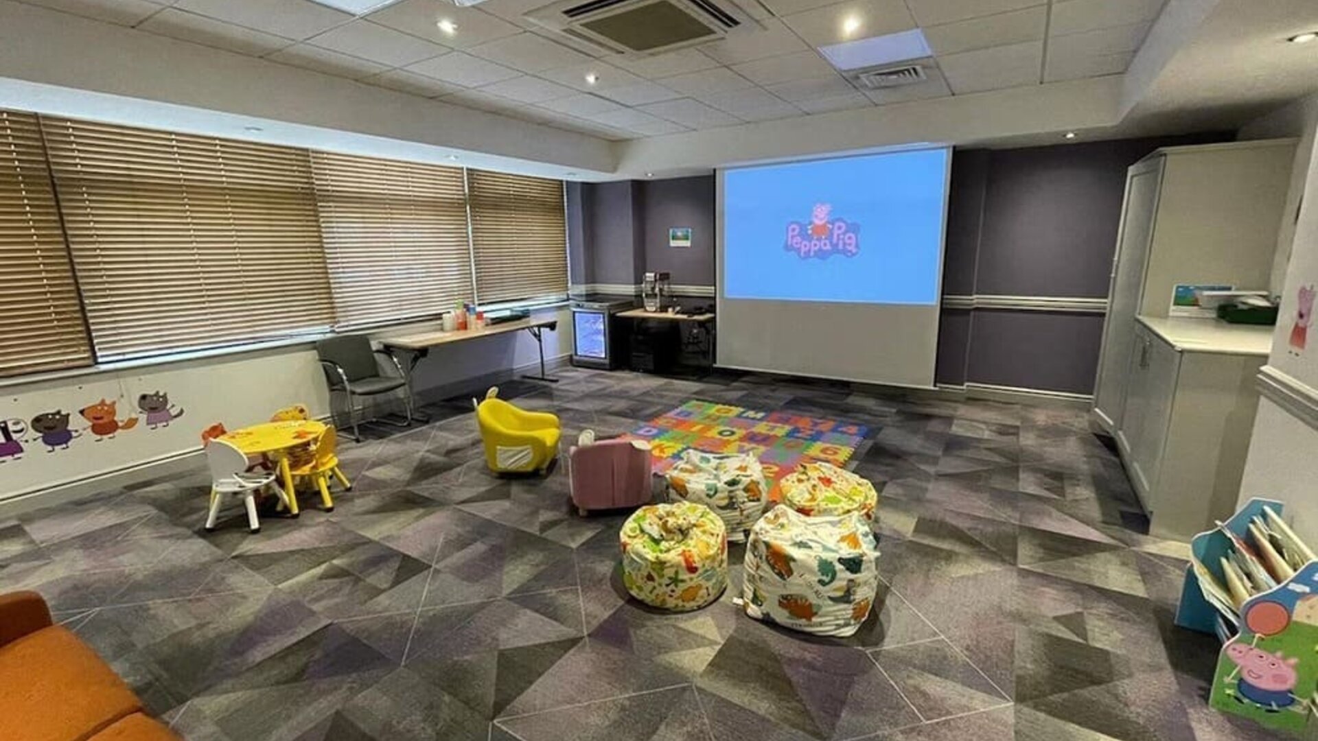 Coworking lounge at Leonardo Hotel Southampton.