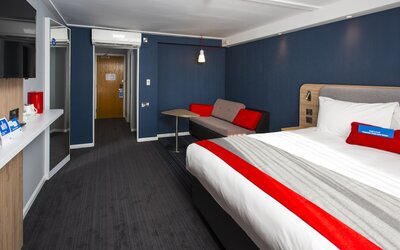 Holiday Inn Express Portsmouth - North by IHG