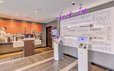 Premier Inn Portsmouth Dockyard