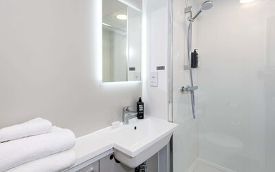 ibis Plymouth